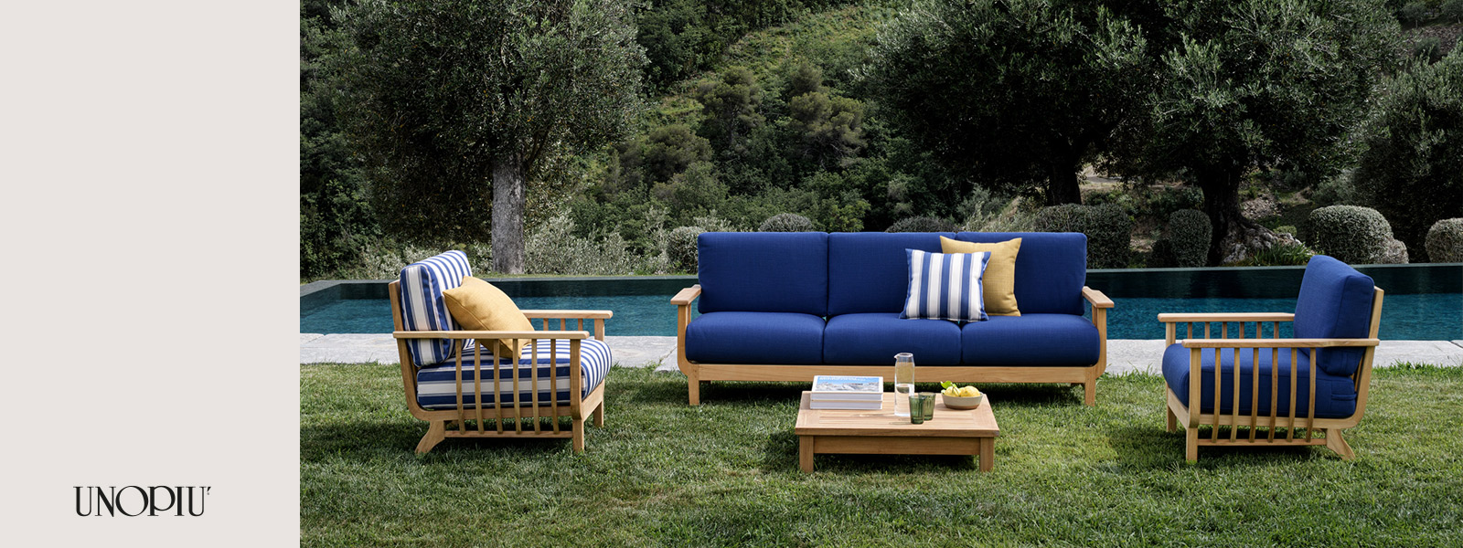 UNOPIU' Chelsea Slide background